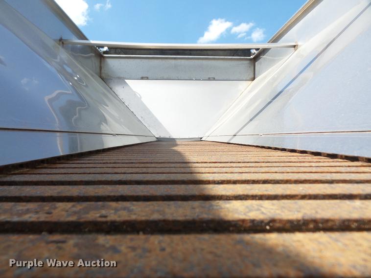 image for item DB6089 2010 Sterling L7500 dump truck