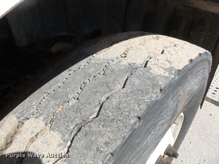 image for item DB6089 2010 Sterling L7500 dump truck