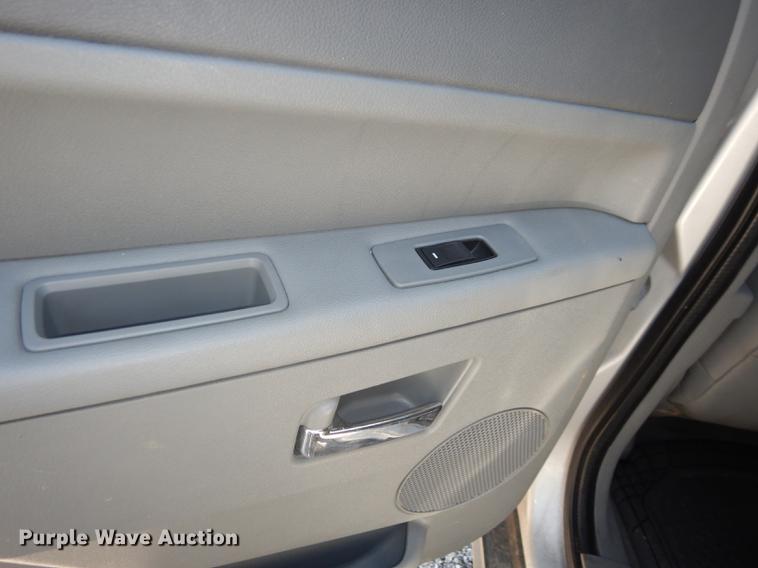 image for item DB6100 2006 Jeep Grand Cherokee Limited SUV