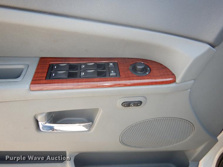 image for item DB6100 2006 Jeep Grand Cherokee Limited SUV