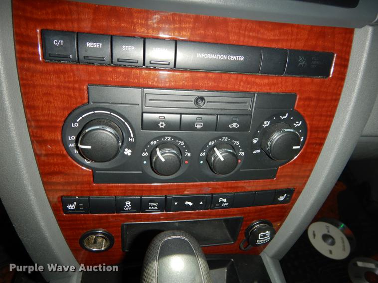 image for item DB6100 2006 Jeep Grand Cherokee Limited SUV