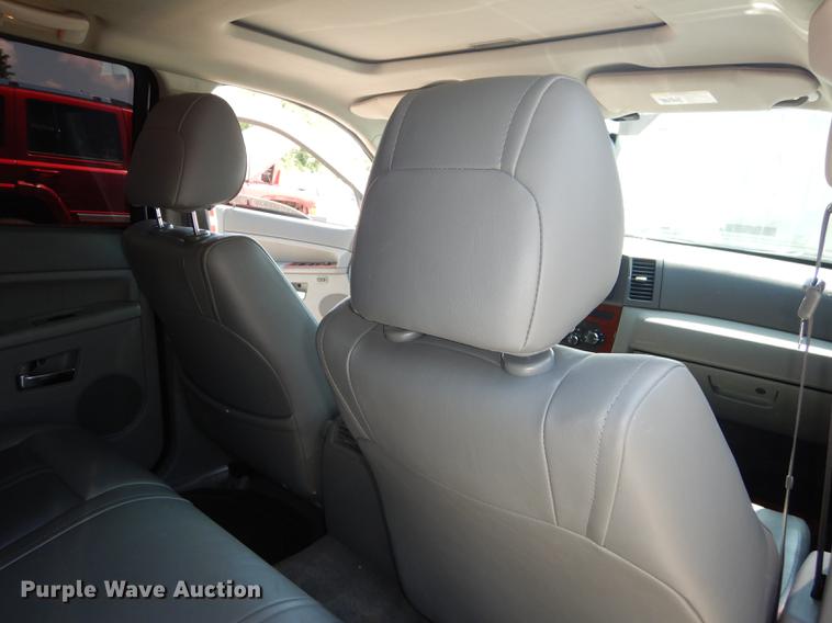 image for item DB6100 2006 Jeep Grand Cherokee Limited SUV