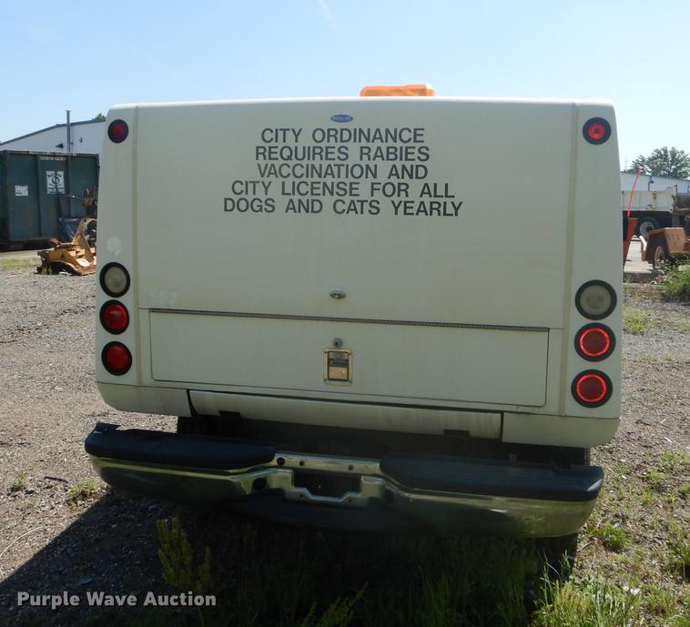 image for item DB6102 2003 Ford F250 Super Duty XLT utility bed pickup truck