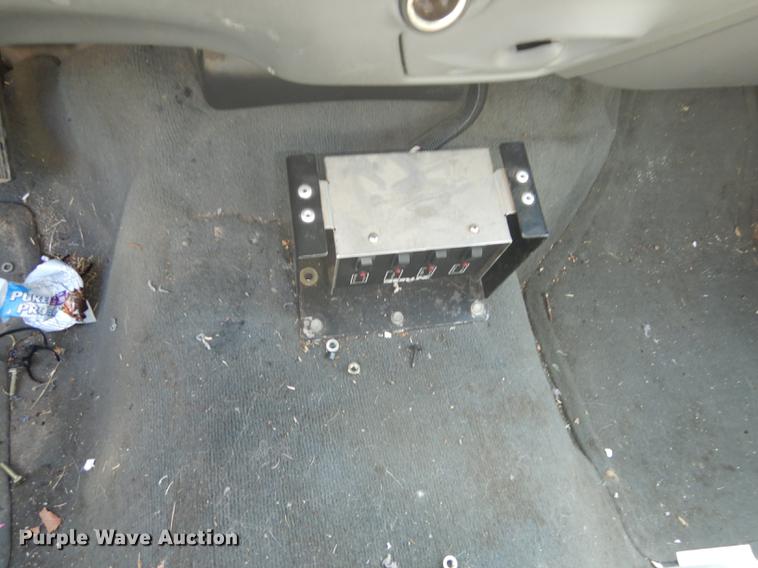 image for item DB6102 2003 Ford F250 Super Duty XLT utility bed pickup truck