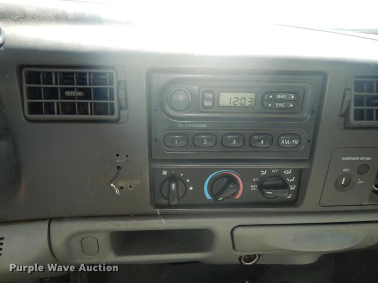 image for item DB6102 2003 Ford F250 Super Duty XLT utility bed pickup truck