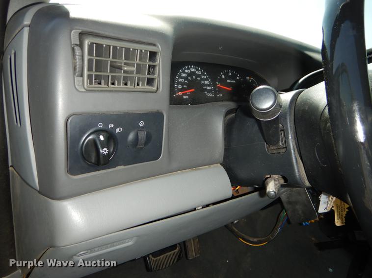 image for item DB6103 2004 Ford F250 Super Duty XLT utility bed pickup truck