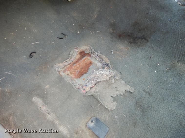 image for item DB6103 2004 Ford F250 Super Duty XLT utility bed pickup truck