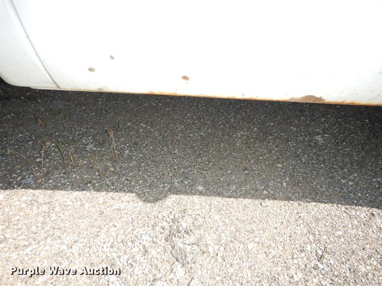 image for item DB6103 2004 Ford F250 Super Duty XLT utility bed pickup truck