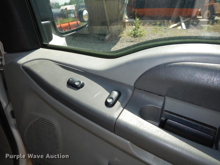 image for item DB6103 2004 Ford F250 Super Duty XLT utility bed pickup truck