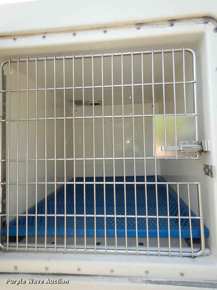 image for item DB6103 2004 Ford F250 Super Duty XLT utility bed pickup truck