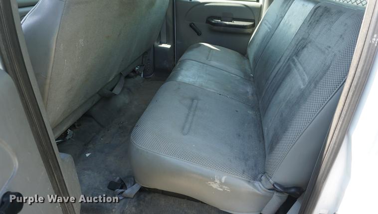 image for item DB6104 2005 Ford F350 Super Duty XL Crew Cab pickup truck