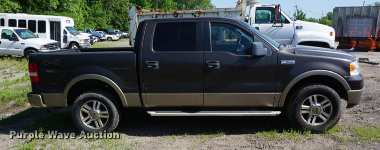 image for item DB6105 2005 Ford F150 Lariat SuperCrew pickup truck