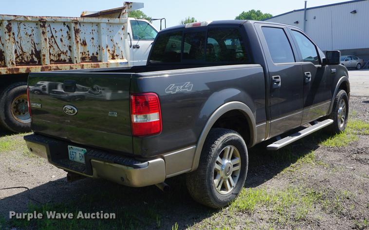 image for item DB6105 2005 Ford F150 Lariat SuperCrew pickup truck