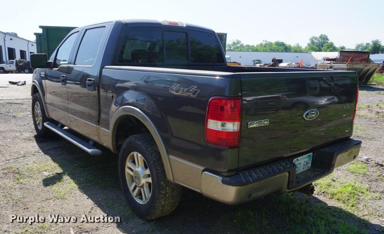 image for item DB6105 2005 Ford F150 Lariat SuperCrew pickup truck