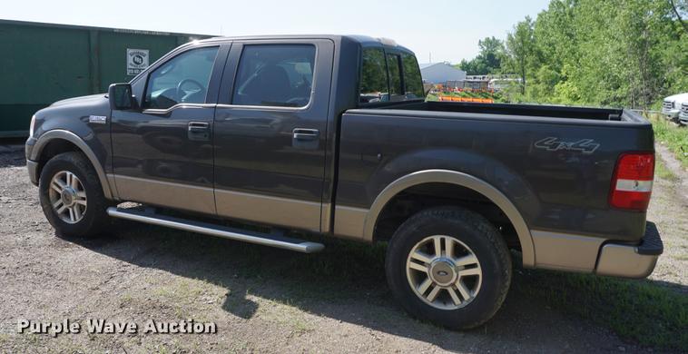 image for item DB6105 2005 Ford F150 Lariat SuperCrew pickup truck