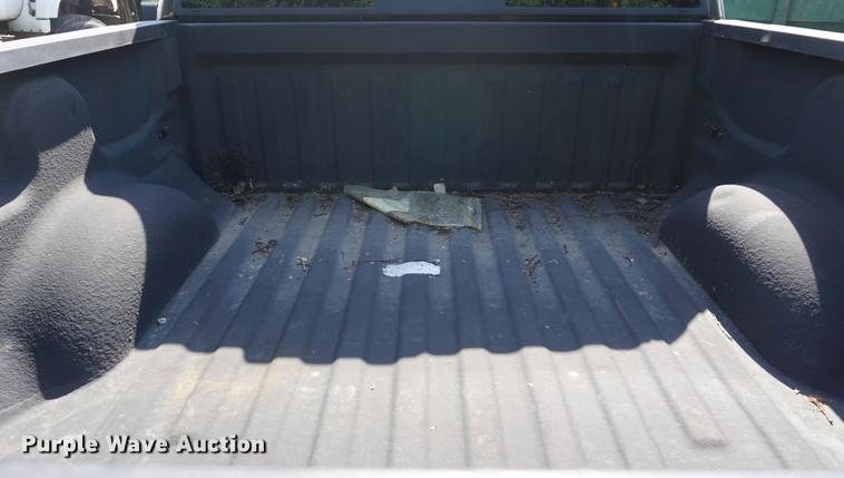 image for item DB6105 2005 Ford F150 Lariat SuperCrew pickup truck