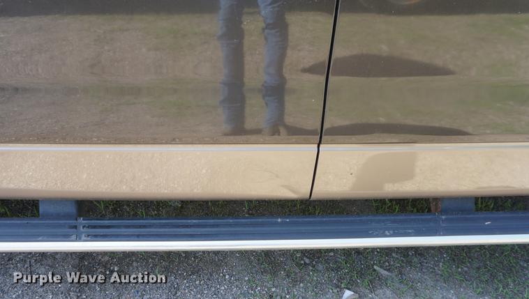 image for item DB6105 2005 Ford F150 Lariat SuperCrew pickup truck