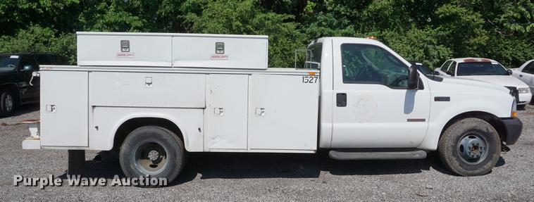 image for item DB6107 2003 Ford F350 Super Duty XL utility bed pickup truck