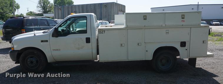 image for item DB6107 2003 Ford F350 Super Duty XL utility bed pickup truck