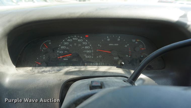 image for item DB6107 2003 Ford F350 Super Duty XL utility bed pickup truck