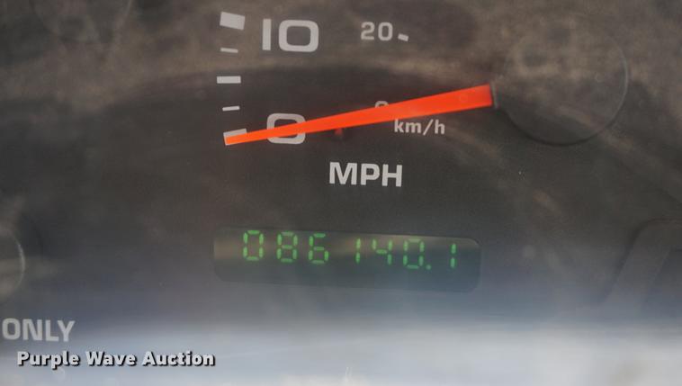 image for item DB6107 2003 Ford F350 Super Duty XL utility bed pickup truck