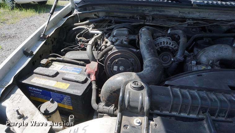 image for item DB6107 2003 Ford F350 Super Duty XL utility bed pickup truck