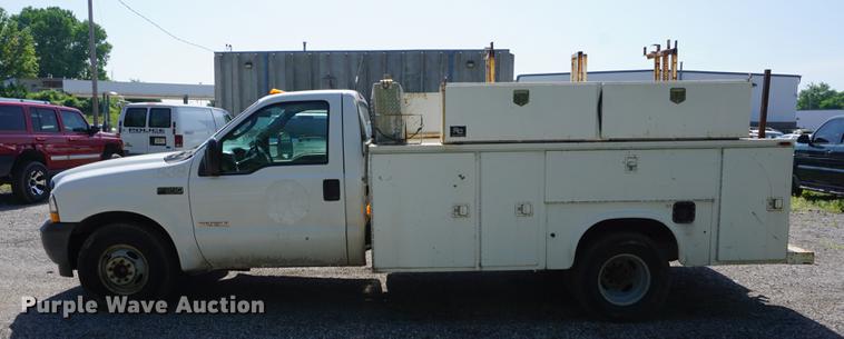 image for item DB6108 2004 Ford F350 Super Duty XL utility bed pickup truck