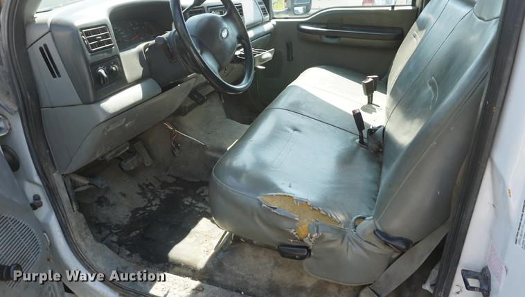 image for item DB6108 2004 Ford F350 Super Duty XL utility bed pickup truck