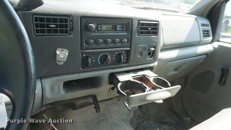 image for item DB6108 2004 Ford F350 Super Duty XL utility bed pickup truck