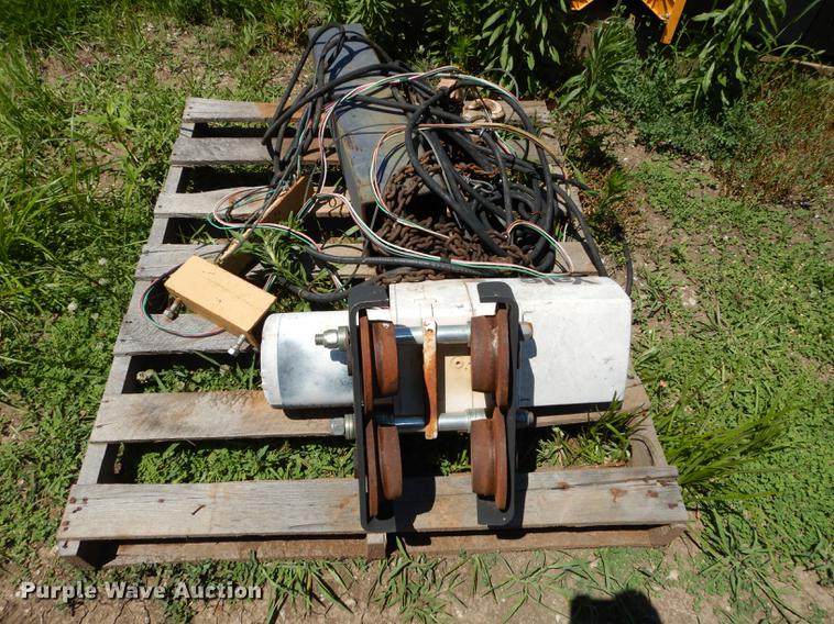 image for item DB8466 Gorbel crane