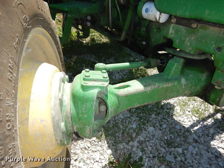 image for item DB8471 2009 John Deere 5065E tractor