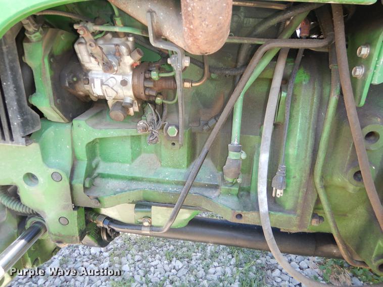image for item DB8471 2009 John Deere 5065E tractor