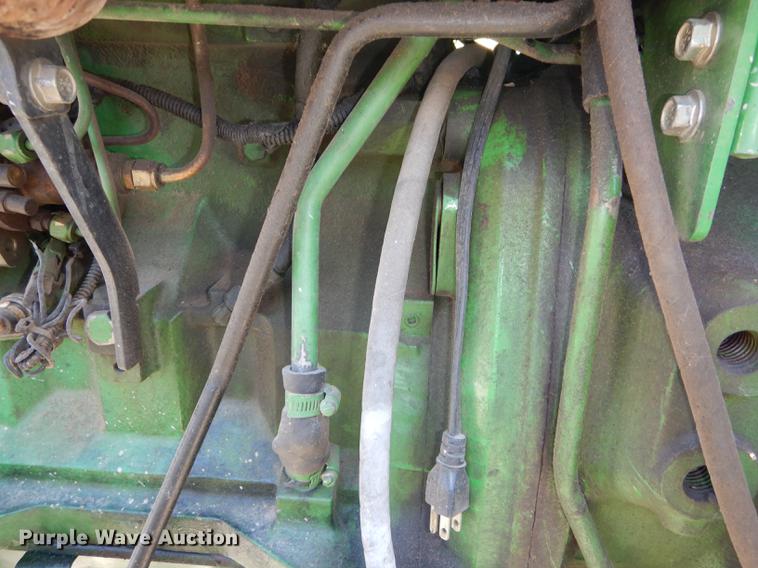 image for item DB8471 2009 John Deere 5065E tractor