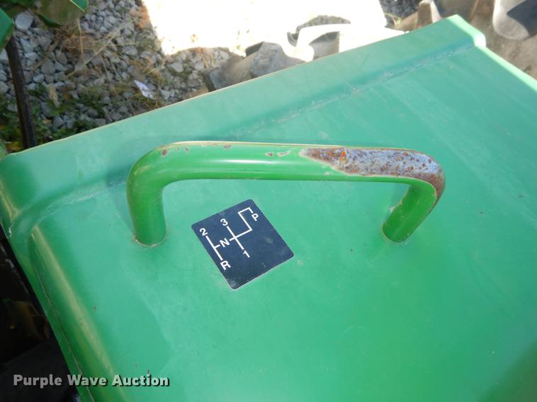 image for item DB8471 2009 John Deere 5065E tractor