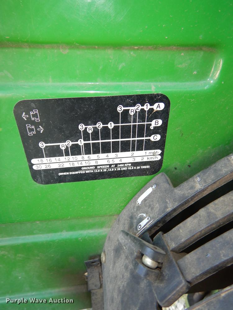 image for item DB8471 2009 John Deere 5065E tractor