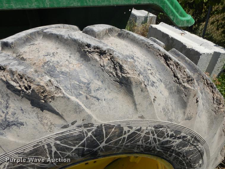 image for item DB8471 2009 John Deere 5065E tractor