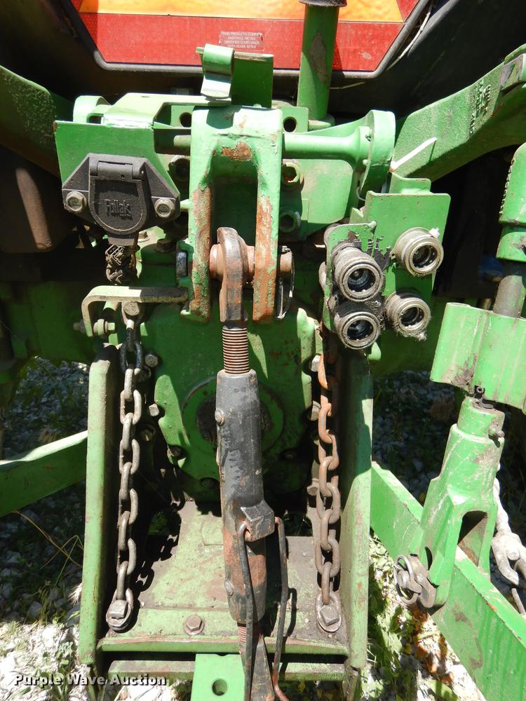 image for item DB8471 2009 John Deere 5065E tractor