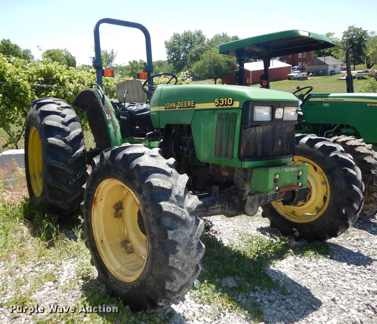 image for item DB8472 1999 John Deere 5310 tractor