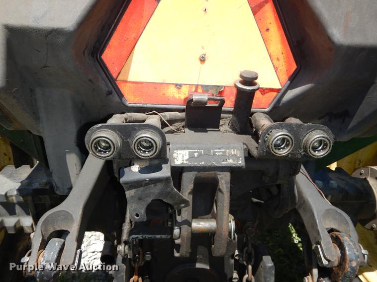 image for item DB8472 1999 John Deere 5310 tractor