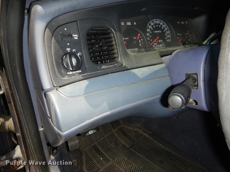 image for item DB8473 2002 Ford Crown Victoria Police Interceptor