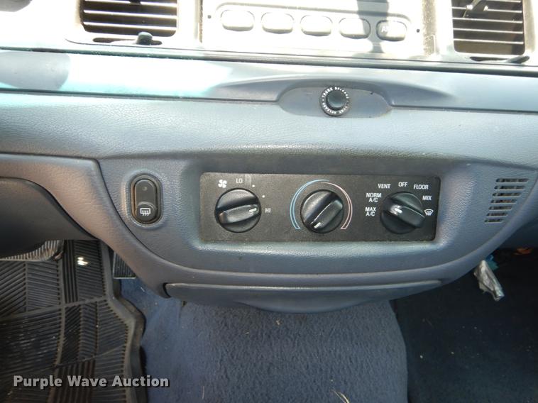 image for item DB8473 2002 Ford Crown Victoria Police Interceptor