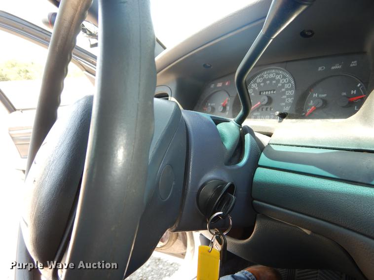 image for item DB8473 2002 Ford Crown Victoria Police Interceptor