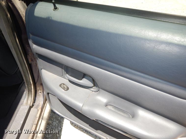 image for item DB8473 2002 Ford Crown Victoria Police Interceptor