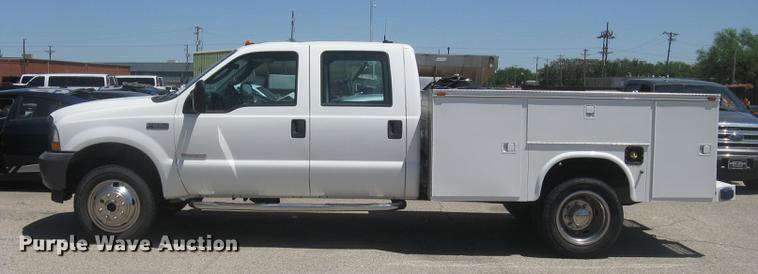 image for item DC2267 2003 Ford F550 Super Duty XL Crew Cab utility truck
