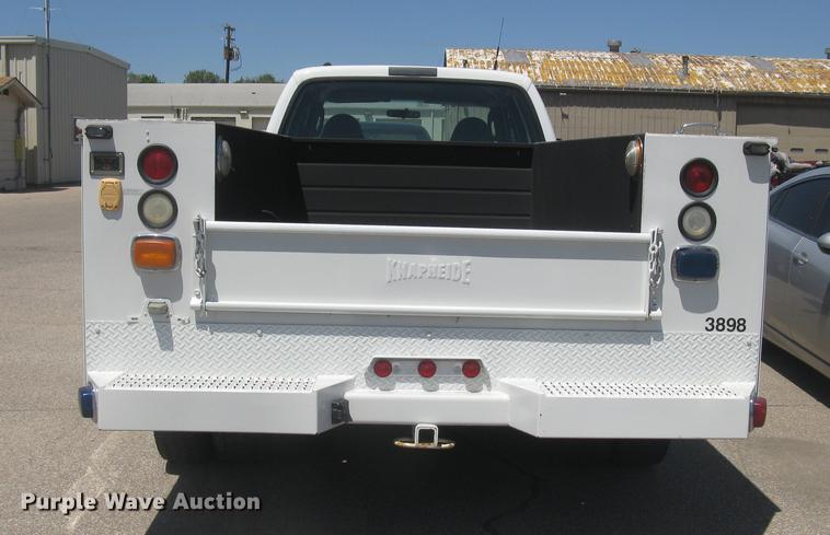 image for item DC2267 2003 Ford F550 Super Duty XL Crew Cab utility truck