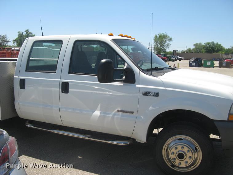 image for item DC2267 2003 Ford F550 Super Duty XL Crew Cab utility truck