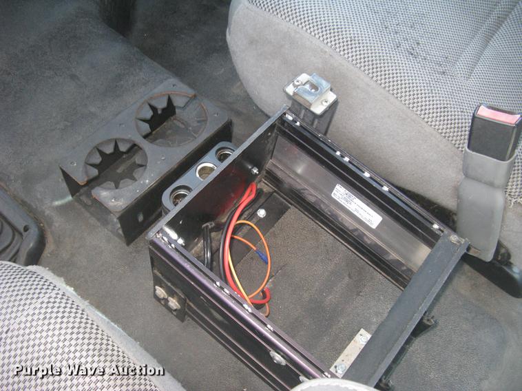 image for item DC2267 2003 Ford F550 Super Duty XL Crew Cab utility truck