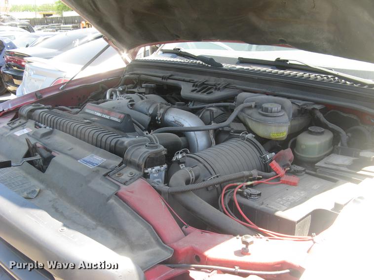 image for item DC2267 2003 Ford F550 Super Duty XL Crew Cab utility truck