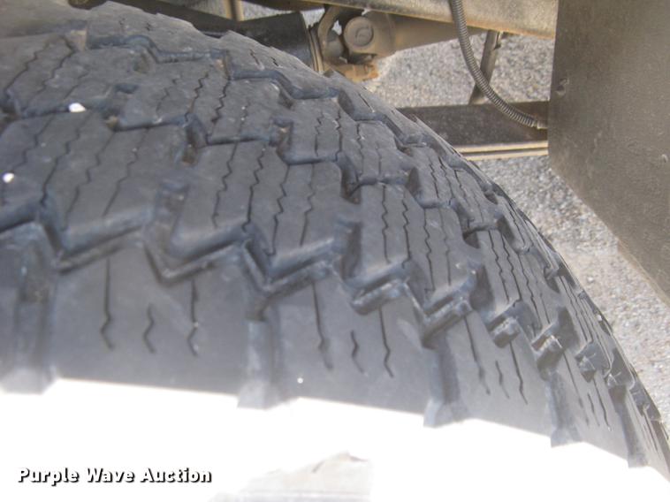 image for item DC2267 2003 Ford F550 Super Duty XL Crew Cab utility truck