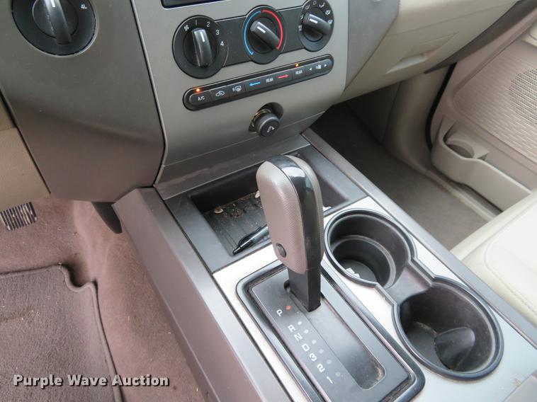 image for item DC2270 2010 Ford Expedition SUV